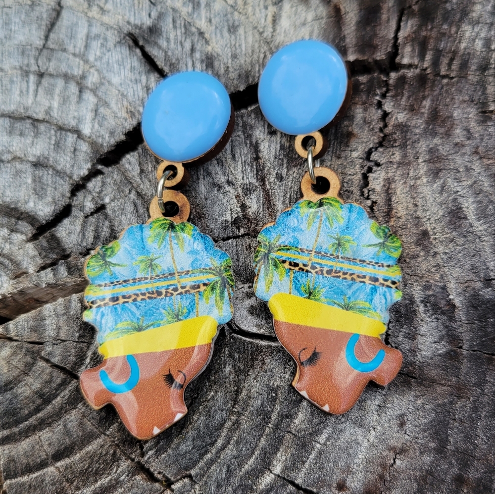 Cute Afrosilhouette Wooden Earrings